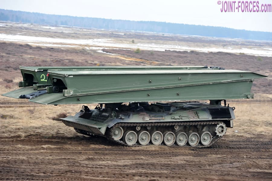 Brückenlegepanzer 1 Biber